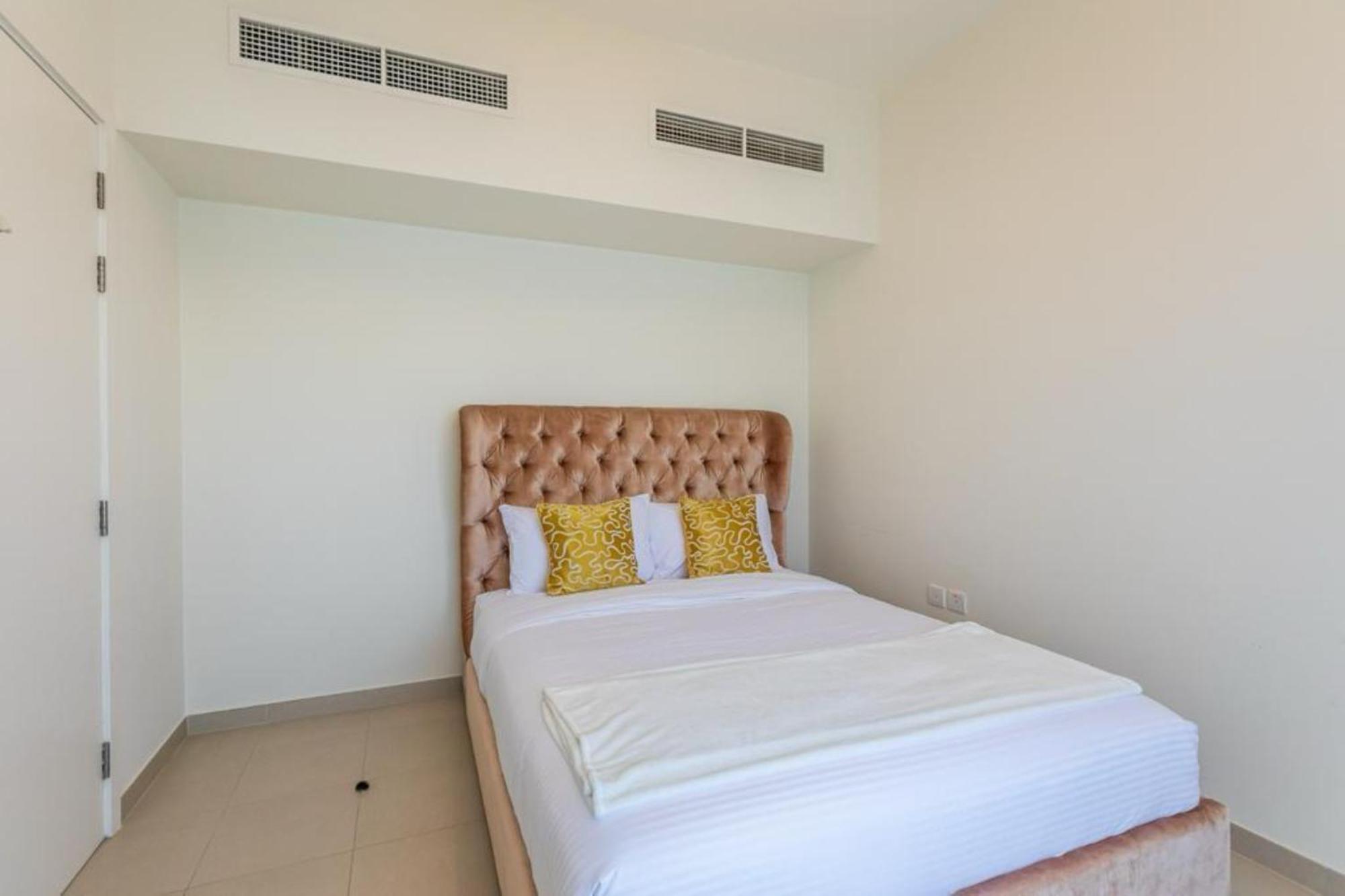 Phaedrus Living Urbana Serenity Escape Villa Dubai